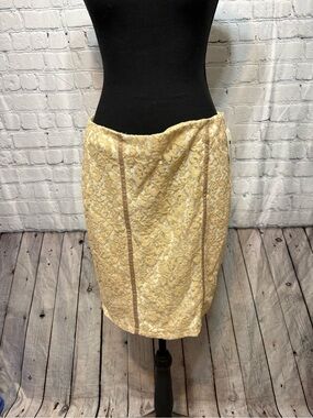 I.N. San Francisco Tan & GOLD Lace Pencil Skirt with Vertical Trim